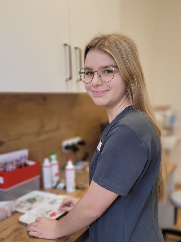 Über uns<div><span style="display:none;"> – </span>wir sind für Sie da</div>