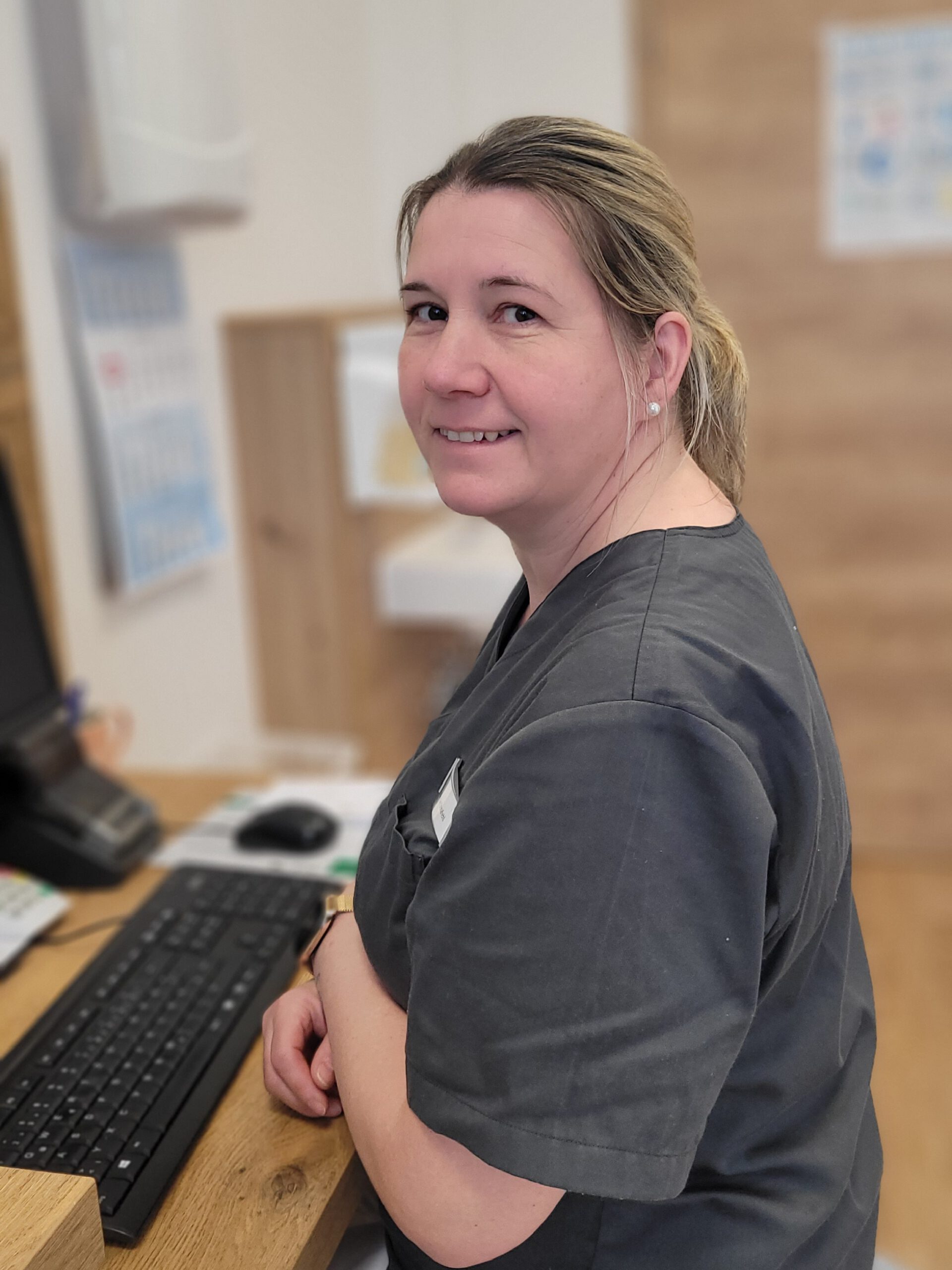 Über uns<div><span style="display:none;"> – </span>wir sind für Sie da</div>