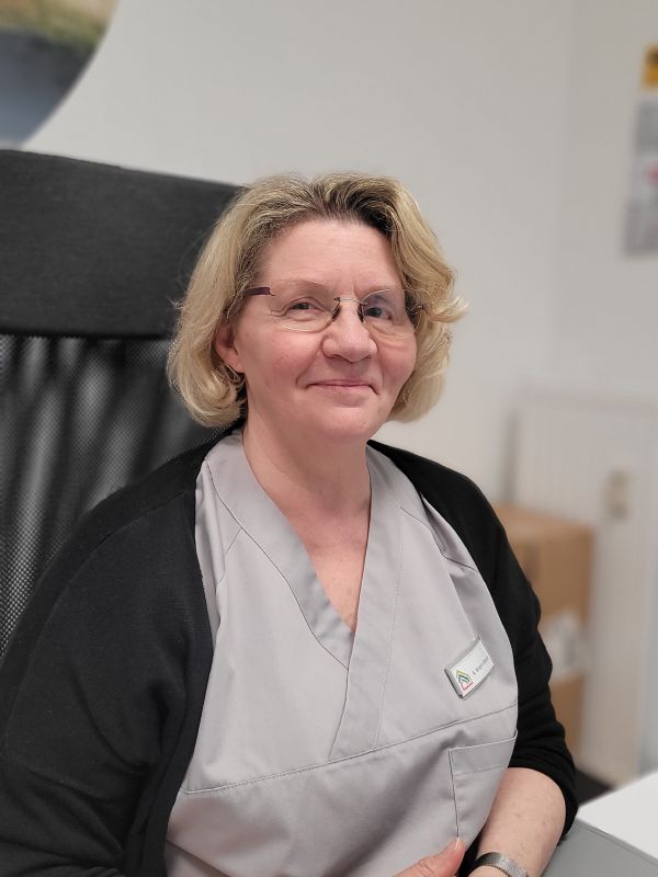 Über uns<div><span style="display:none;"> – </span>wir sind für Sie da</div>